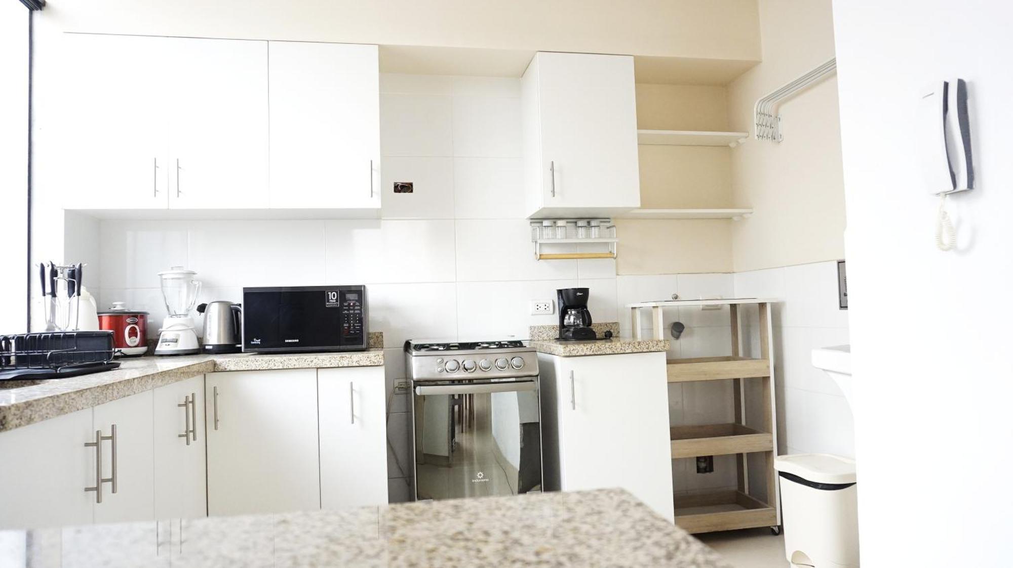 Apartamentos Lima Airport - Pillqu Peru Екстер'єр фото